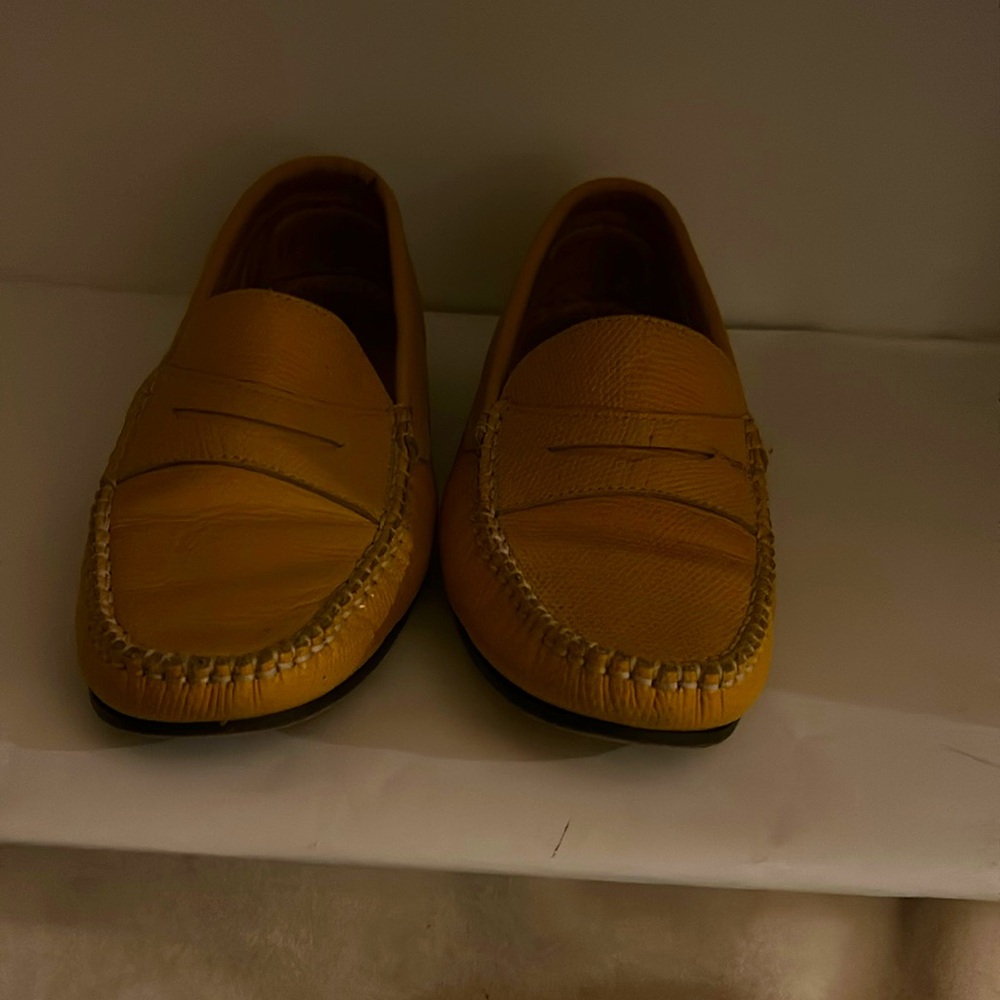 Gino Pellegrini Yellow Loafers Size 7.5 Women